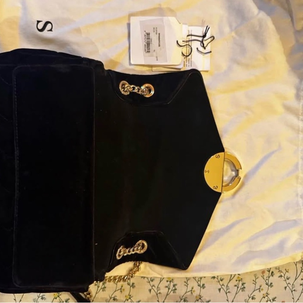 Sandro Black Velvet Shoulder Bag with Gold-Tone Chain - Picture 4 of 8